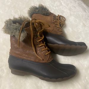 Sperry winter fashion boots